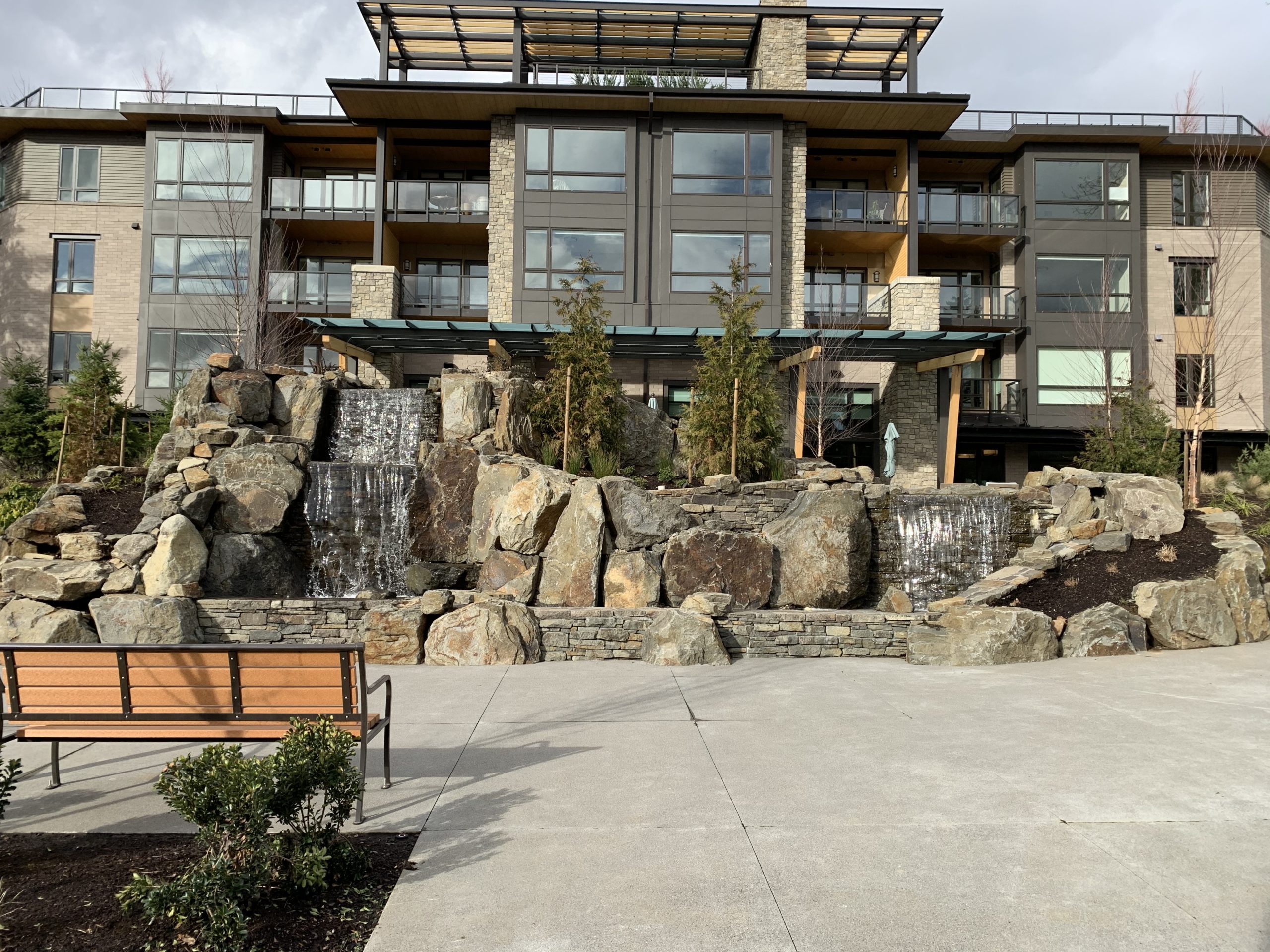 79FB3BFB-D67A-4058-AB31-CC57A1584171 Water Feature in front of The Springs in Lake Oswego